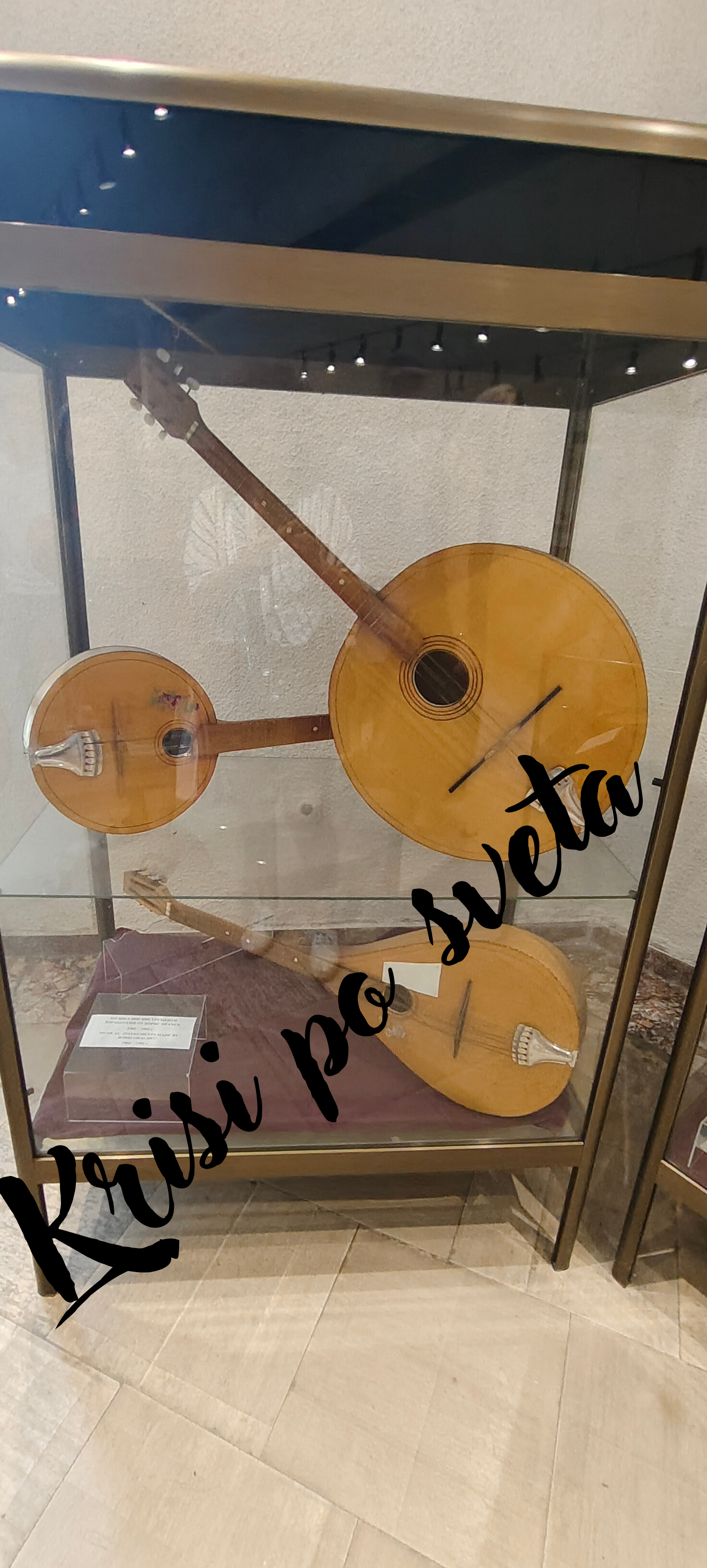 Tamburinen in drei Größen – Museum Kasanlak