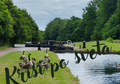 Der Kanal und die Gänse – Englisches Idyll | Digitaldruck